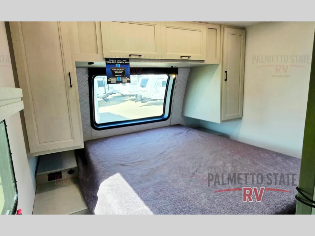 2026 Coachmen Freedom Express Ultra Lite 258BHS, Photos photo 20