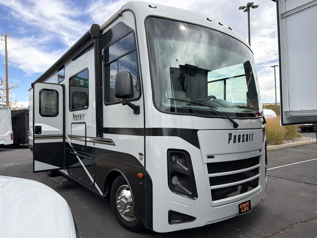 2023 Coachmen Pursuit 31BH, Photos photo 9