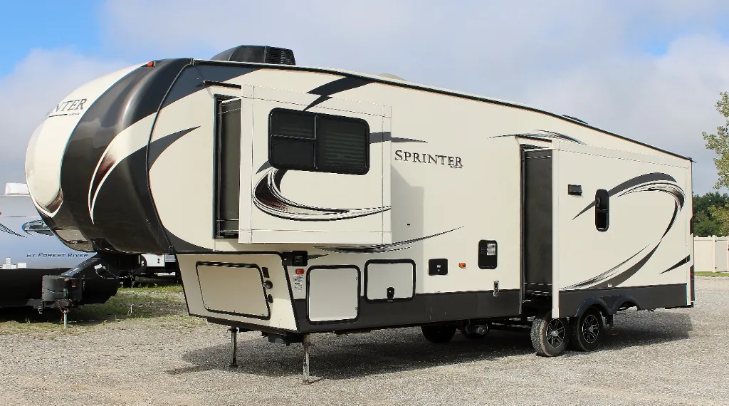 2018 Keystone Sprinter 298FWRLS - Photo 3