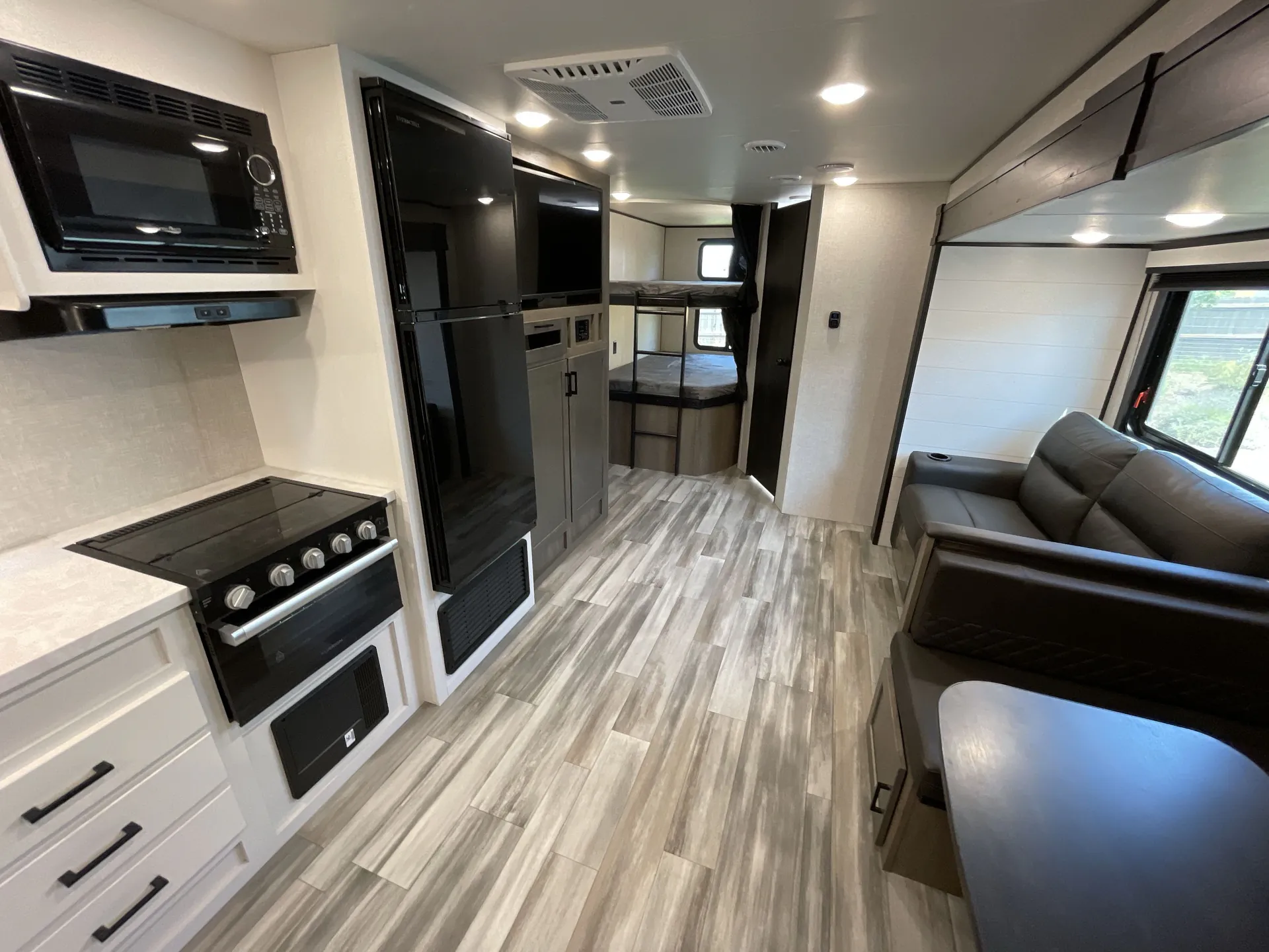 2024 Jayco Jay Flight 286BHSW — living area main