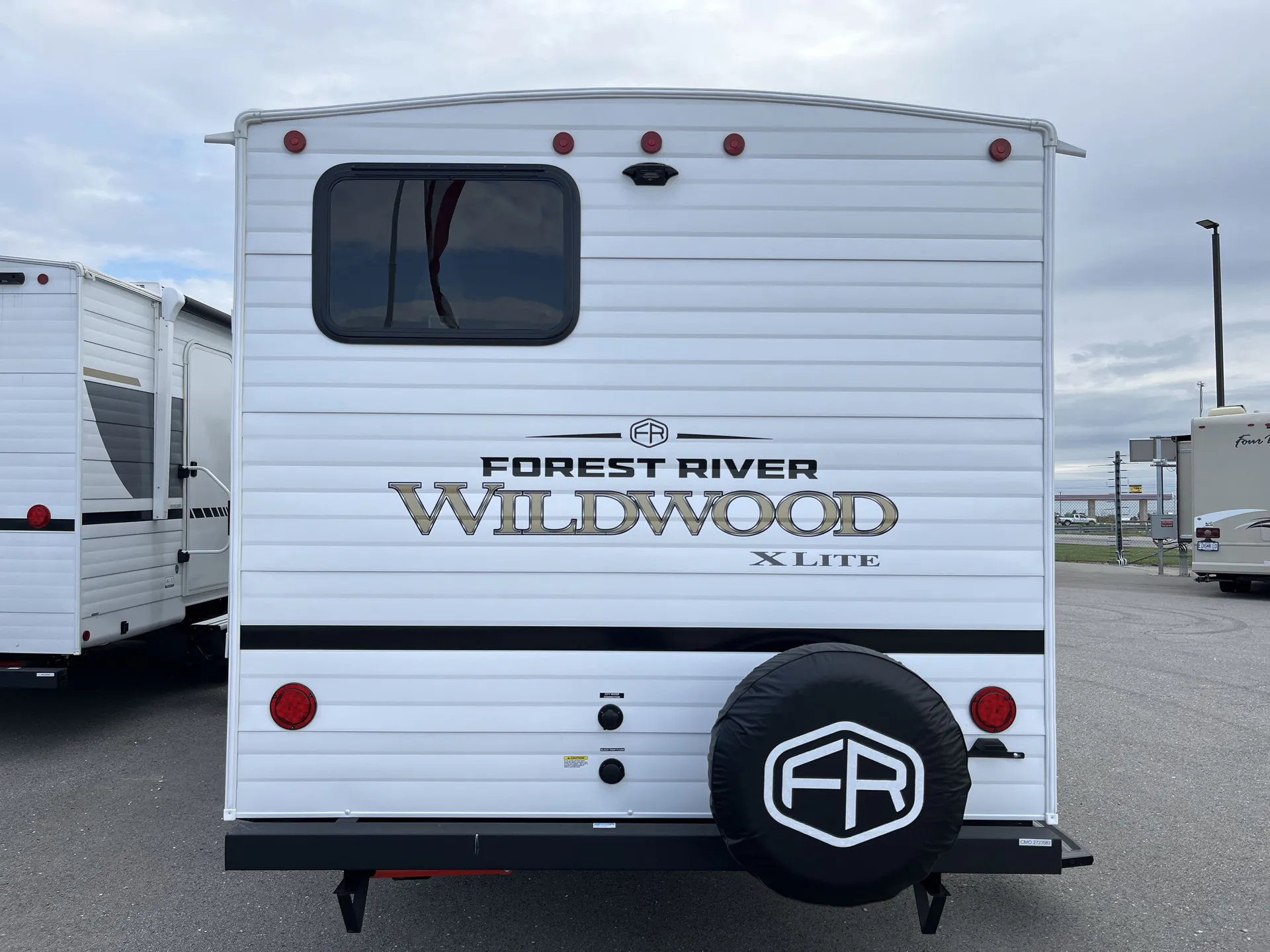 2027 Forest River Wildwood X-Lite 263BHXL — backside