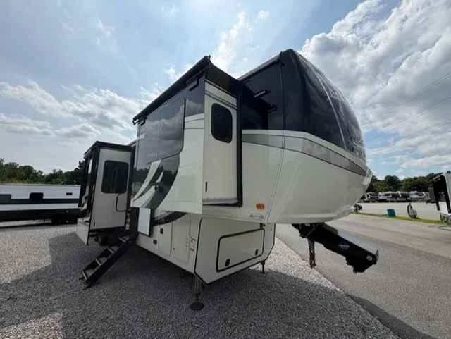 2015 Heartland Big Horn 3760EL 3760EL - Photo 3