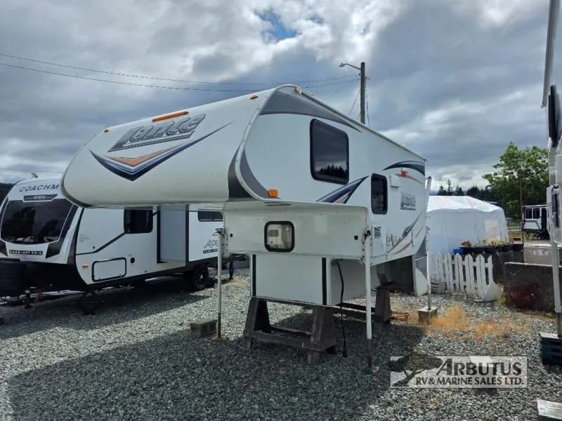2014 Lance Lance Used   865 - Photo 3