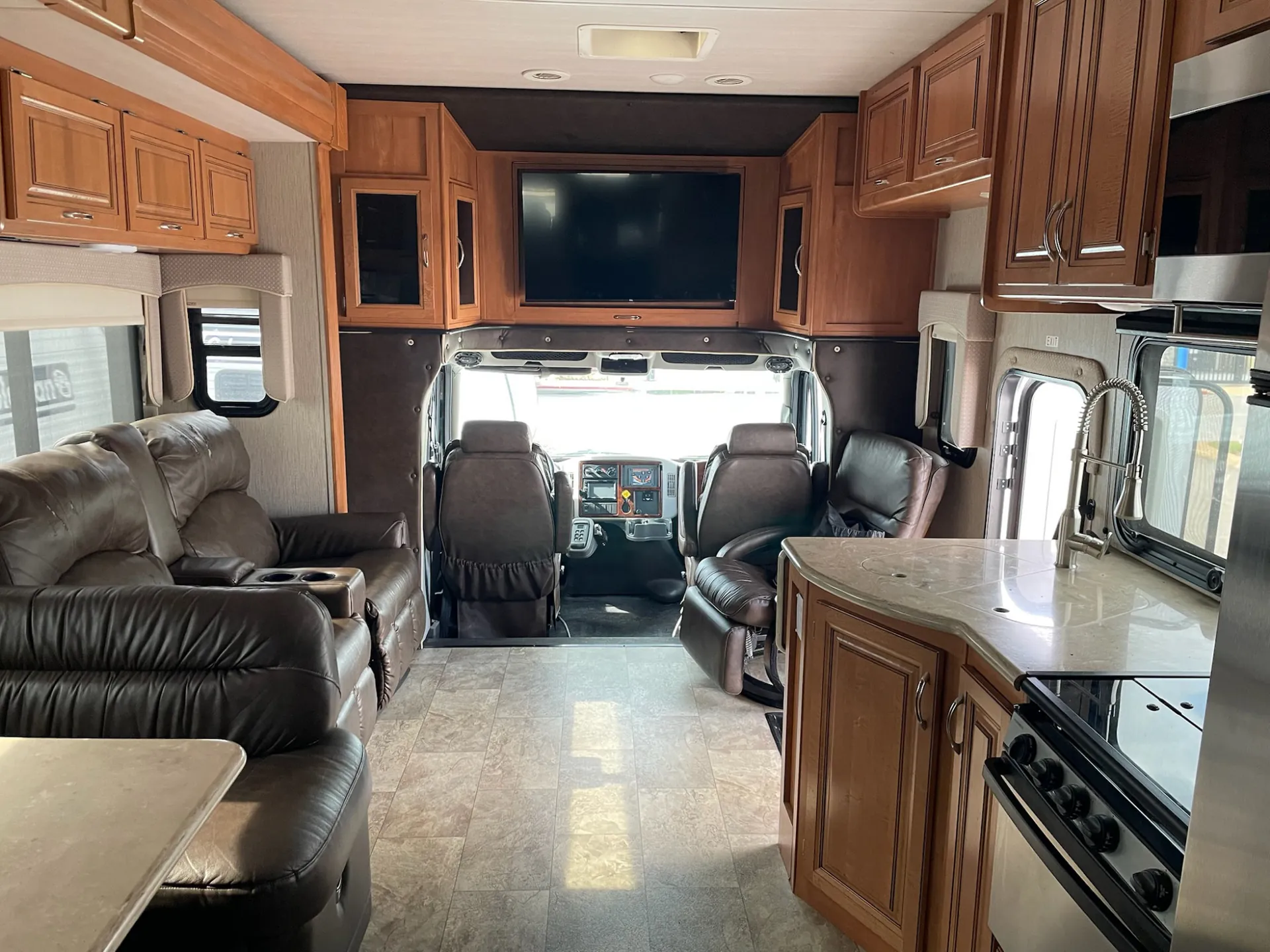 2019 nexus rv Ghost 36DS - Photo 4