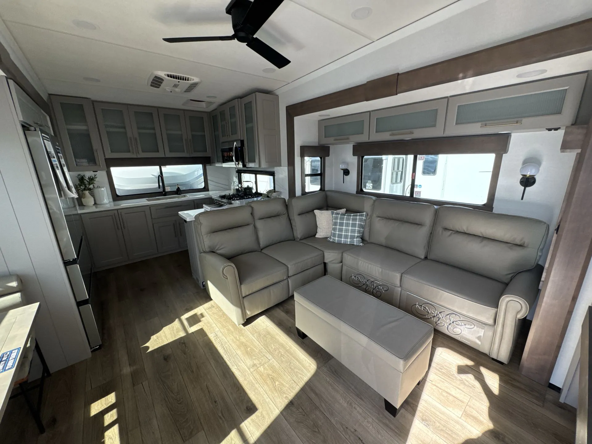 2026 Alliance RV Paradigm 312RK - Photo 2