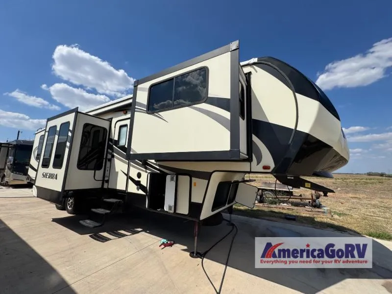 2016 Forest River Sierra 377FLIK - Photo 2
