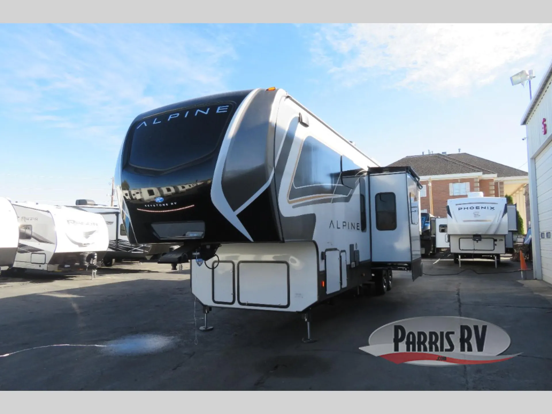 2025 Keystone Alpine 3820FK - Photo 4