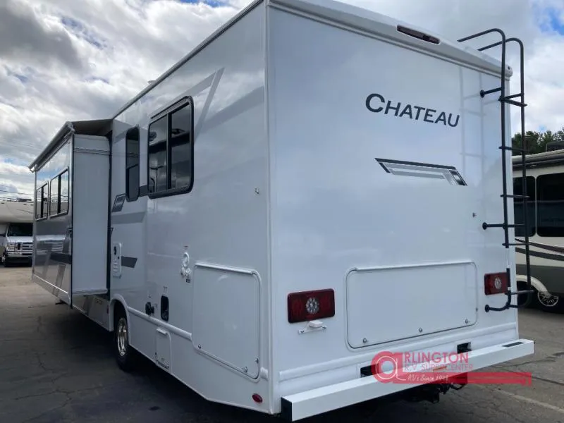 2026 Thor Motor Coach Chateau 31H - Photo 4