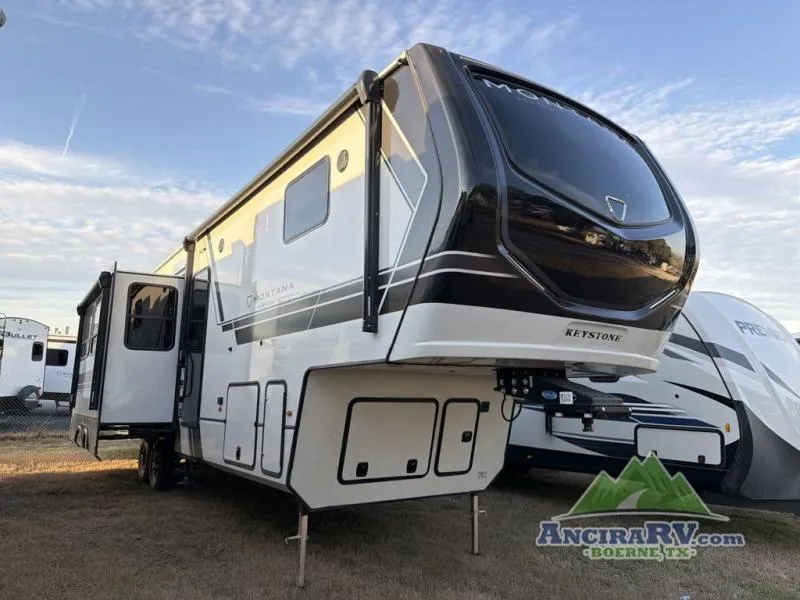 2026 Keystone Montana High Country 351BH - Photo 2