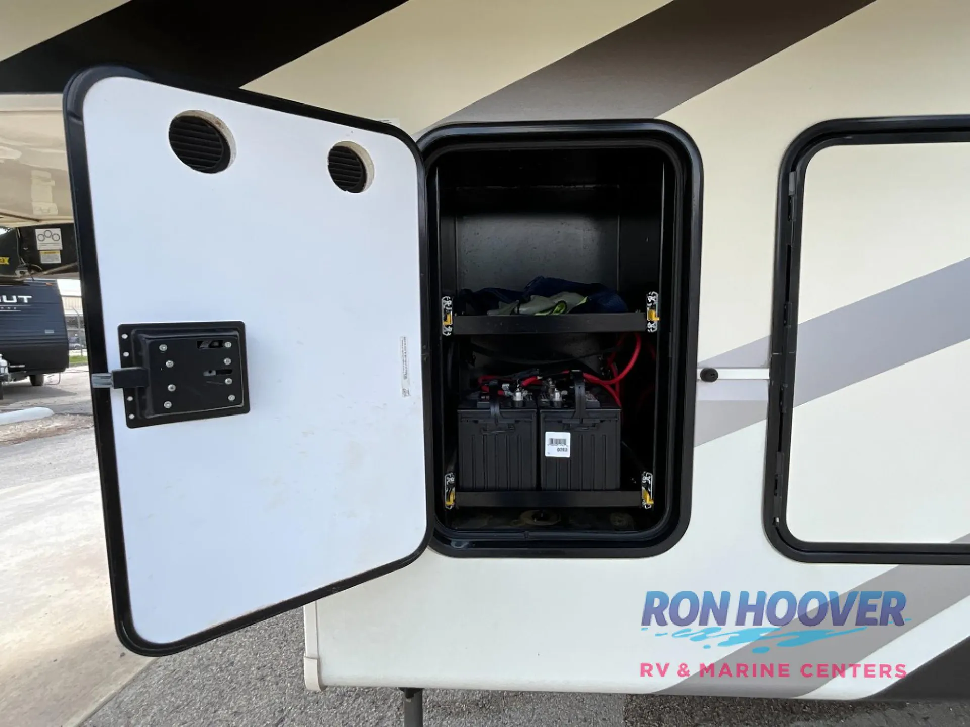 2018 Forest River RiverStone 39MO - Photo 3