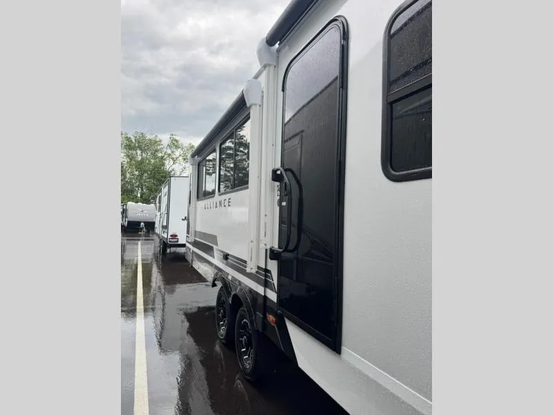 2027 Alliance RV Delta 292RL - Photo 4