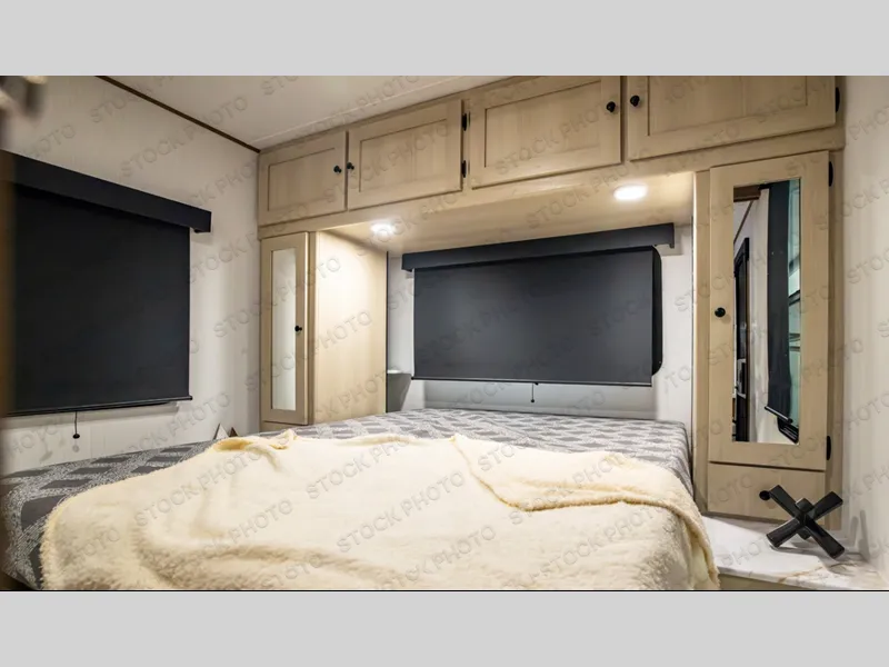 2027 Coachmen RV Apex Ultra-Lite 242BARV - Photo 4