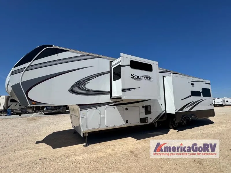 2022 Grand Design Solitude 373FB - Photo 4
