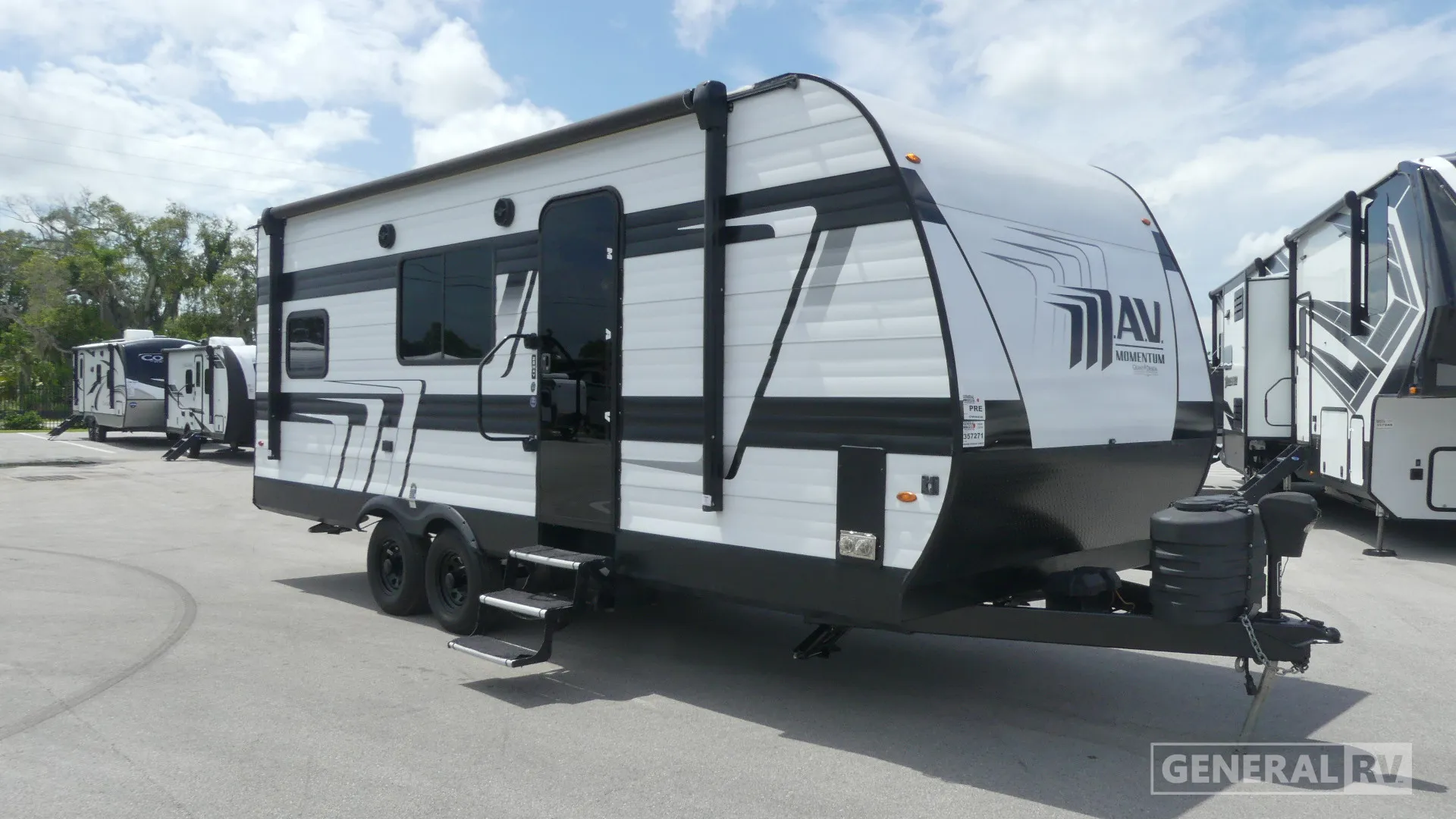 2024 Grand Design Momentum MAV 22MAV - Photo 2