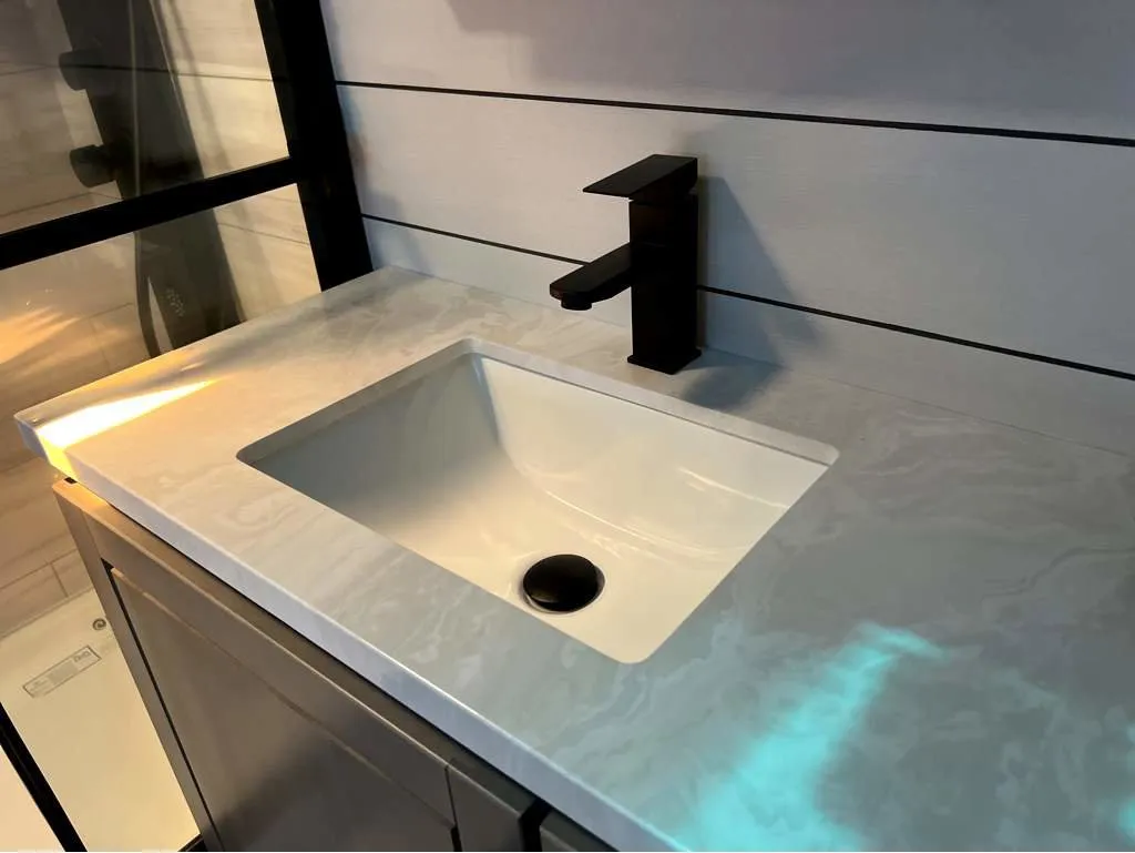 2025 Jayco Seismic Luxury Series 4113, Bathroom photo 4