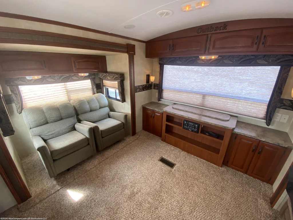 2012 Keystone Outback 298RE, Photos photo 10