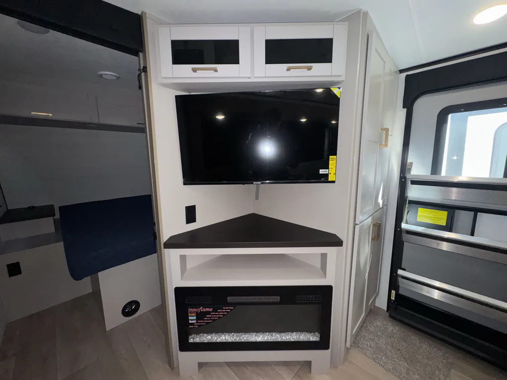 2027 Jayco Jay Feather 29BHB, Photos photo 11