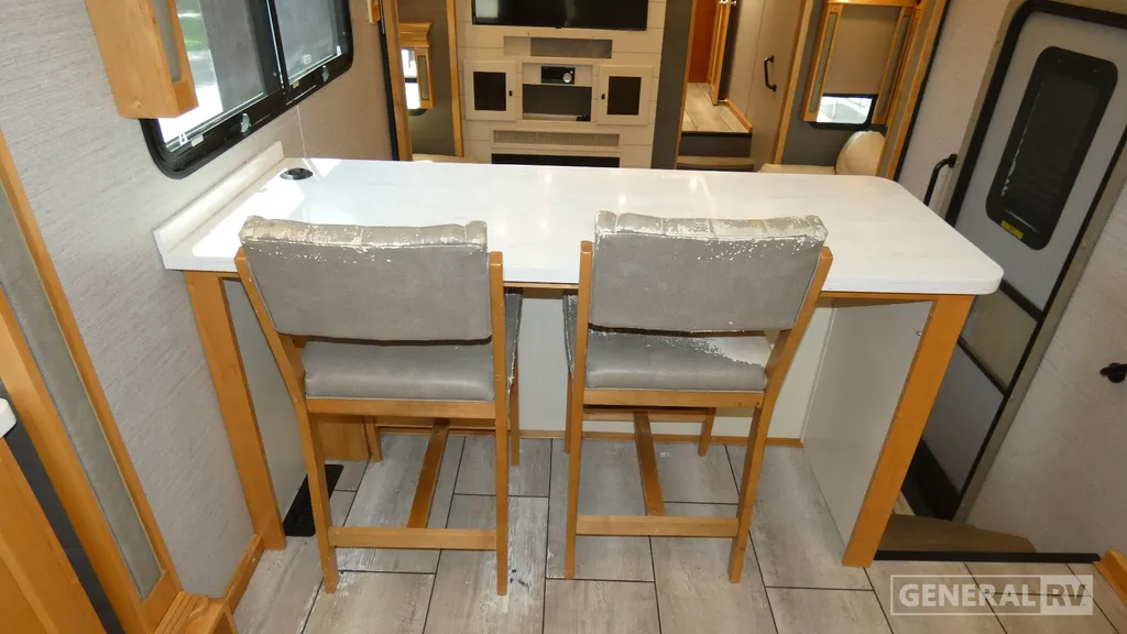 2021 VanLeigh RV Beacon 42RKB, Photos photo 30