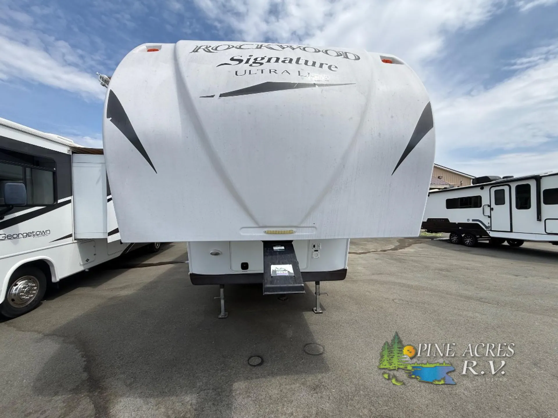 2014 Forest River RV Rockwood Signature Ultra Lite 8265WS - Photo 2