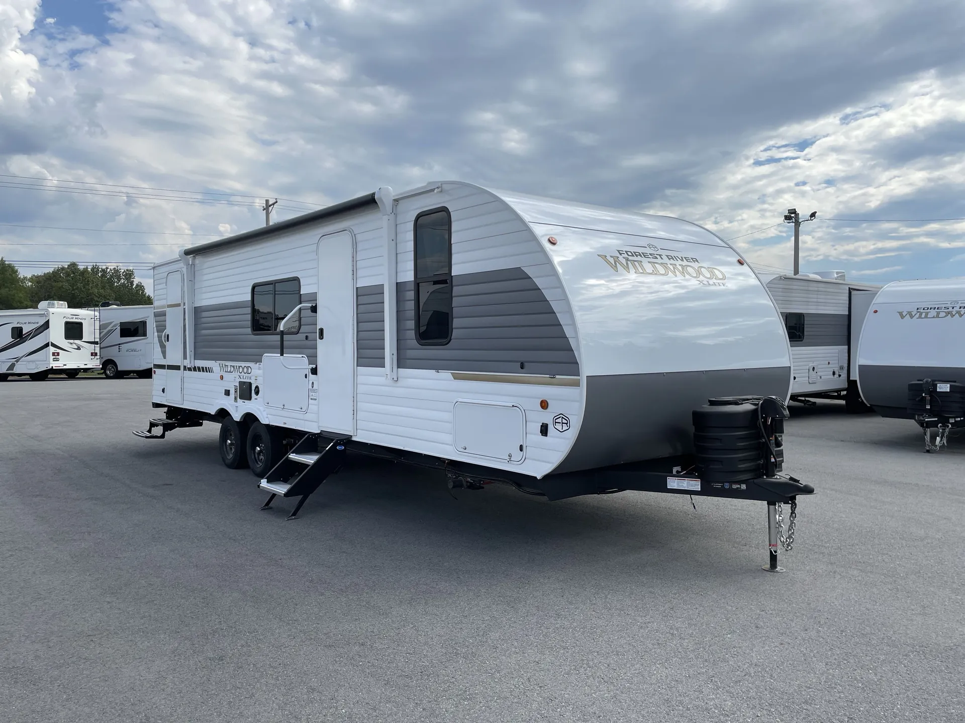 2027 Forest River Wildwood X-Lite 263BHXL