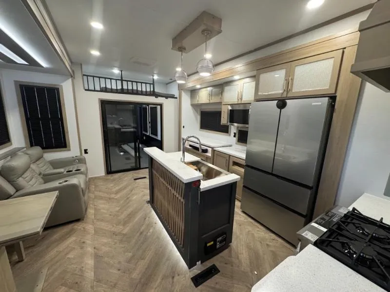 2026 Keystone Raptor 430 - Photo 2