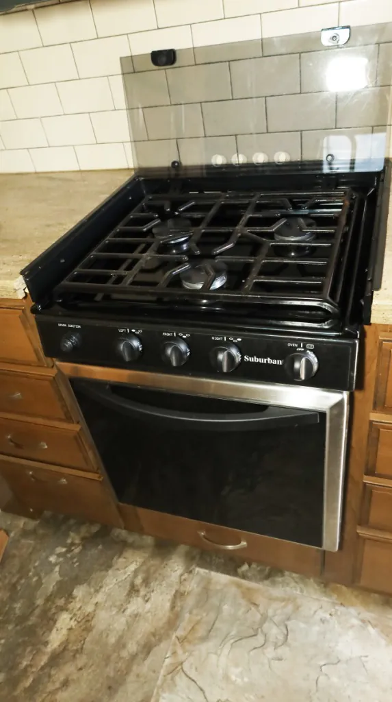 2018 Forest River Cedar Creek Hathaway Edition 34RE - Photo 4