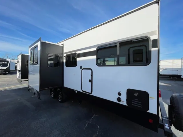 2026 Forest River Solaire 3060RKTS, Photos photo 8