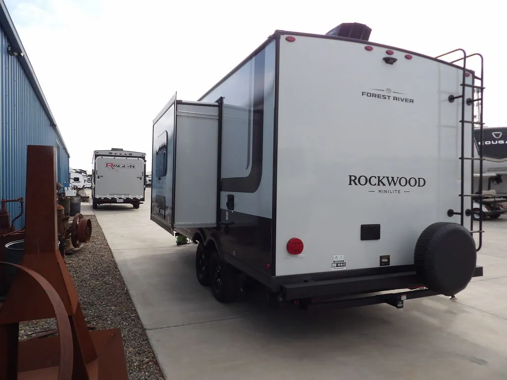2026 Forest River Rockwood Mini Lite 2109S - Photo 4