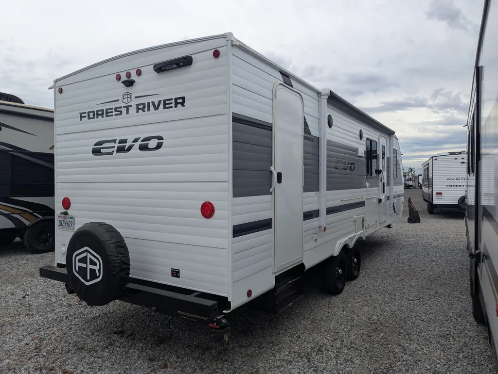 2026 Forest River EVO Lite 2700BHX, Photos photo 5