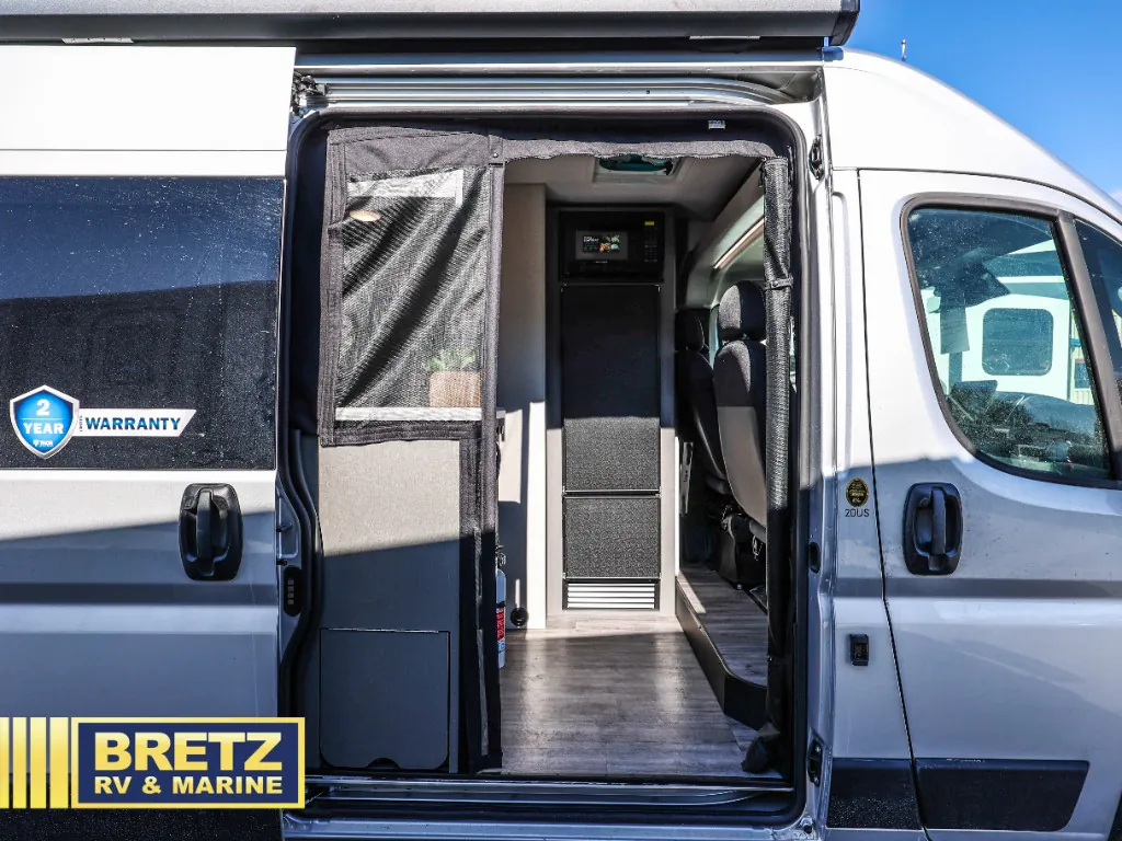 2026 Thor Motor Coach Tellaro 20U, Photos photo 16