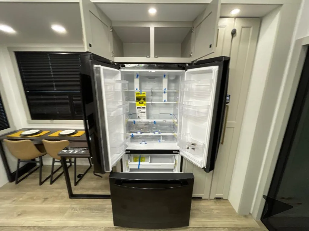 2027 Brinkley Model G 3970, Photos photo 22