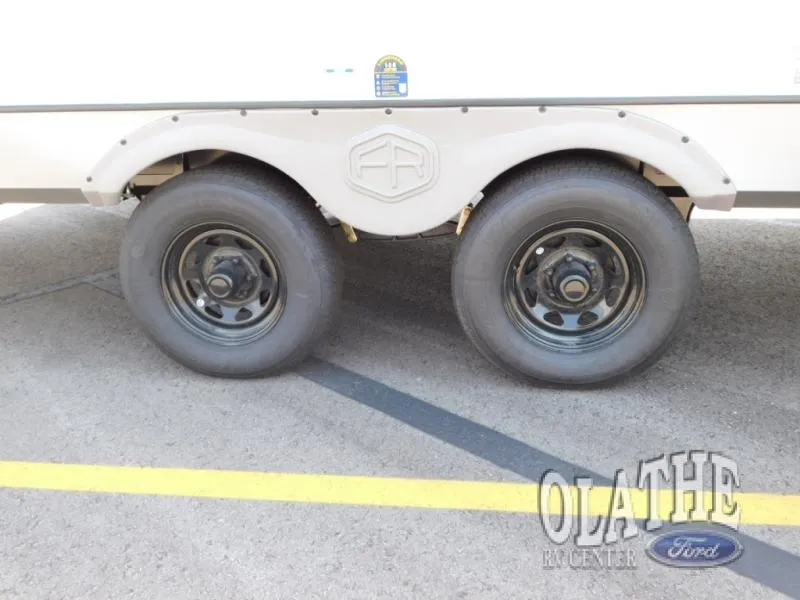 2027 Forest River RV Wildwood Heritage Glen Hyper-Lyte 28RKHL - Photo 2