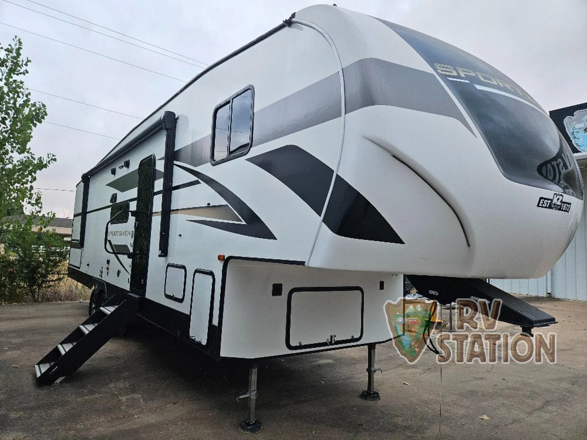 2024 K-Z Sportsmen 302BHK - Photo 2