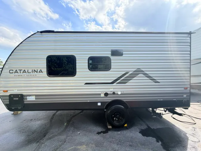 2027 Coachmen Catalina Summit Series 7 154RBX, Photos photo 3