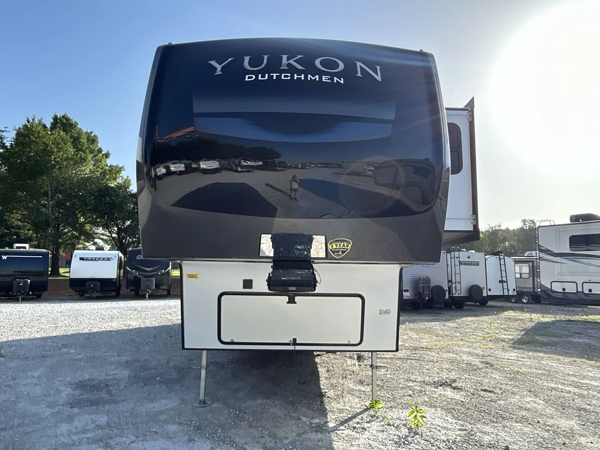 2022 Dutchmen Yukon 400RL - Photo 3