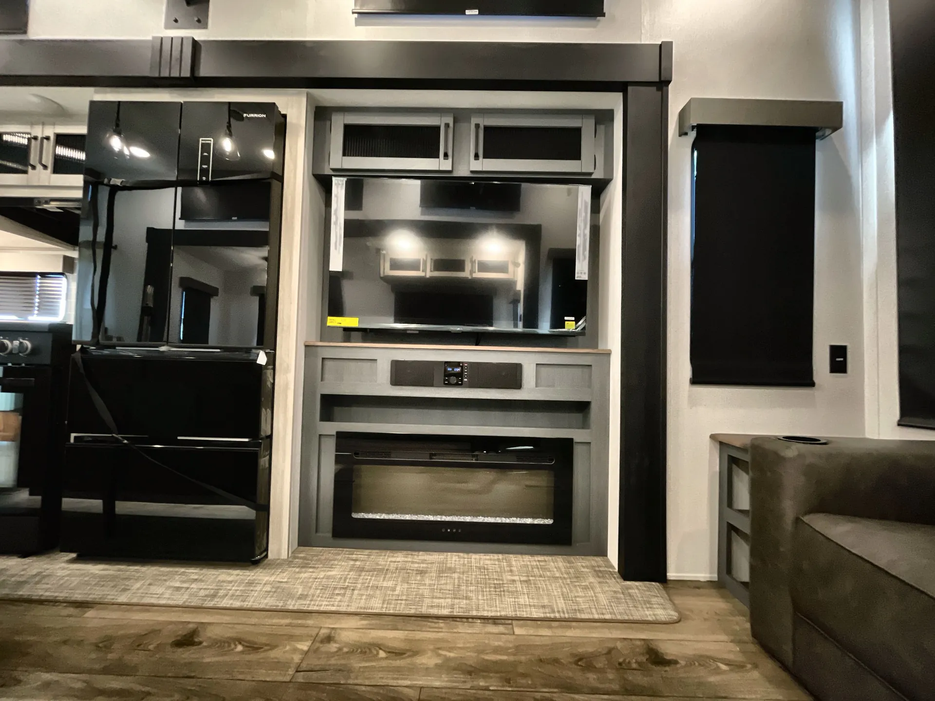 2027 Forest River Puma Vista 402LFT — stove oven
