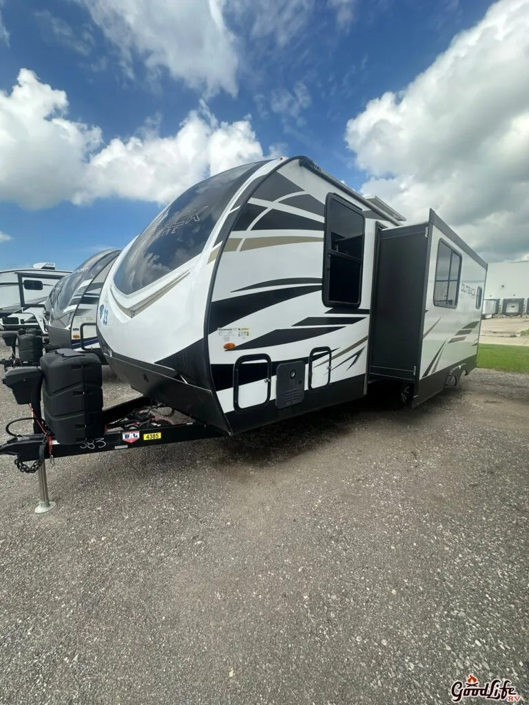2023 Keystone Outback Ultra-Lite 221UMD - Photo 4