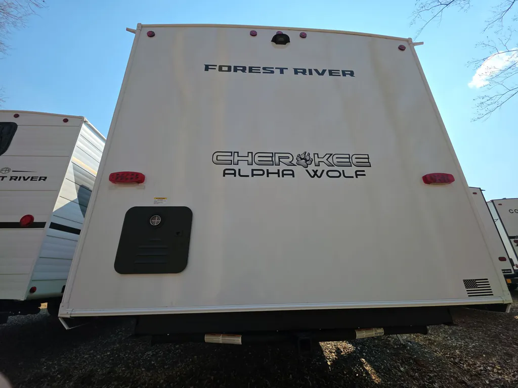 2026 Forest River Cherokee Alpha Wolf 29DCB, Photos photo 7
