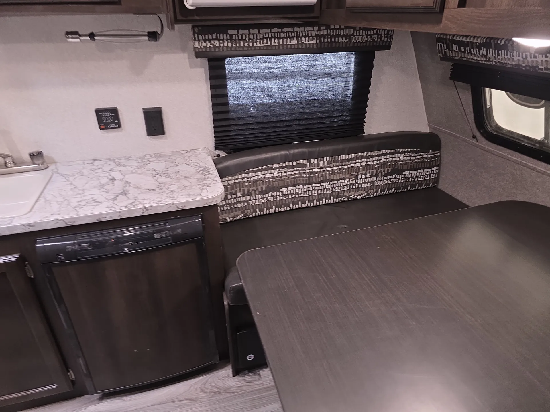 2018 Jayco Jay Flight Slx 154BH — living area main