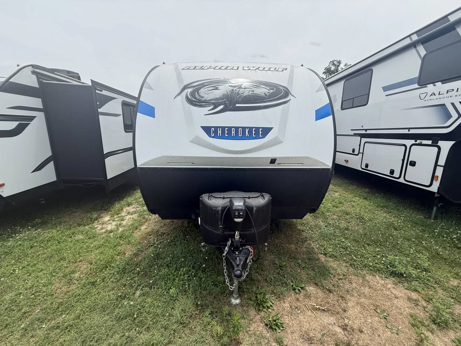2019 Forest River RV ALPHA WOLF 27RK - Photo 2