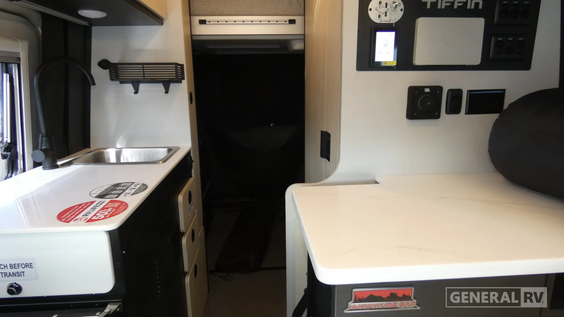 2026 Tiffin GH1 19AV - Photo 3