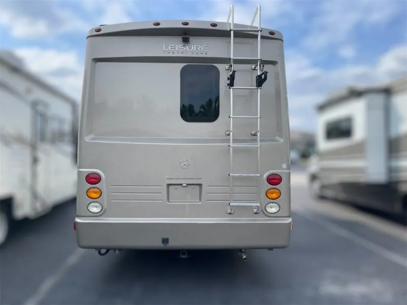 2014 Leisure Travel Vans Unity 24MB - Photo 4