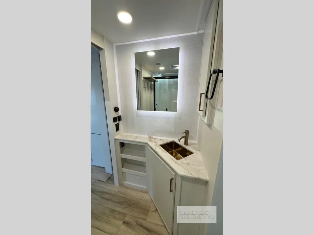 2026 Brinkley Model I 294, Photos photo 19