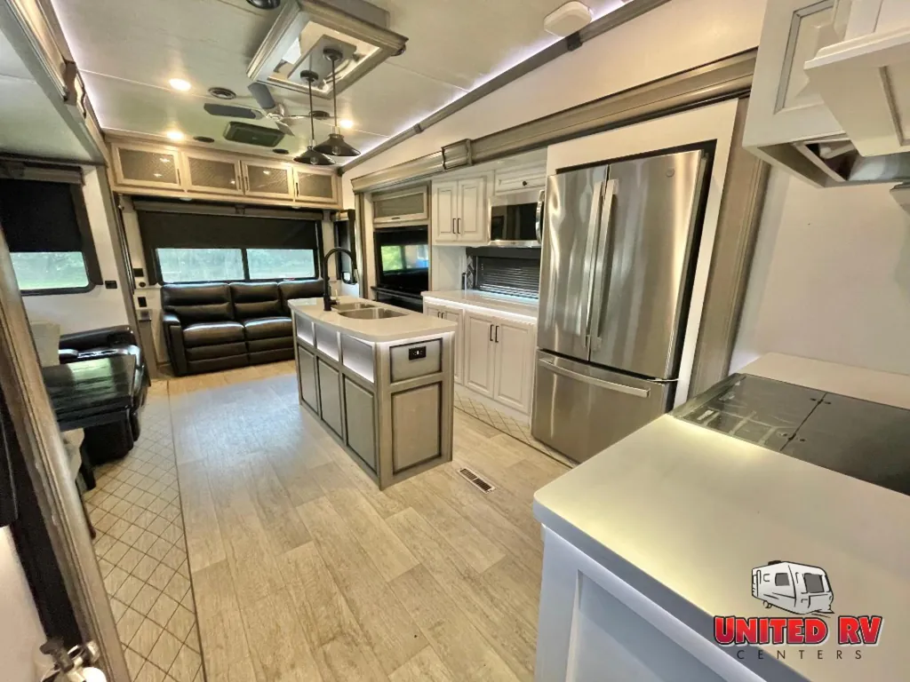 2022 Keystone Montana 3231CK, Photos photo 4