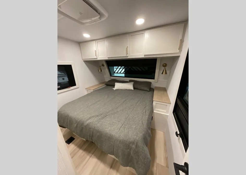 2026 Brinkley Model I 280, Photos photo 21