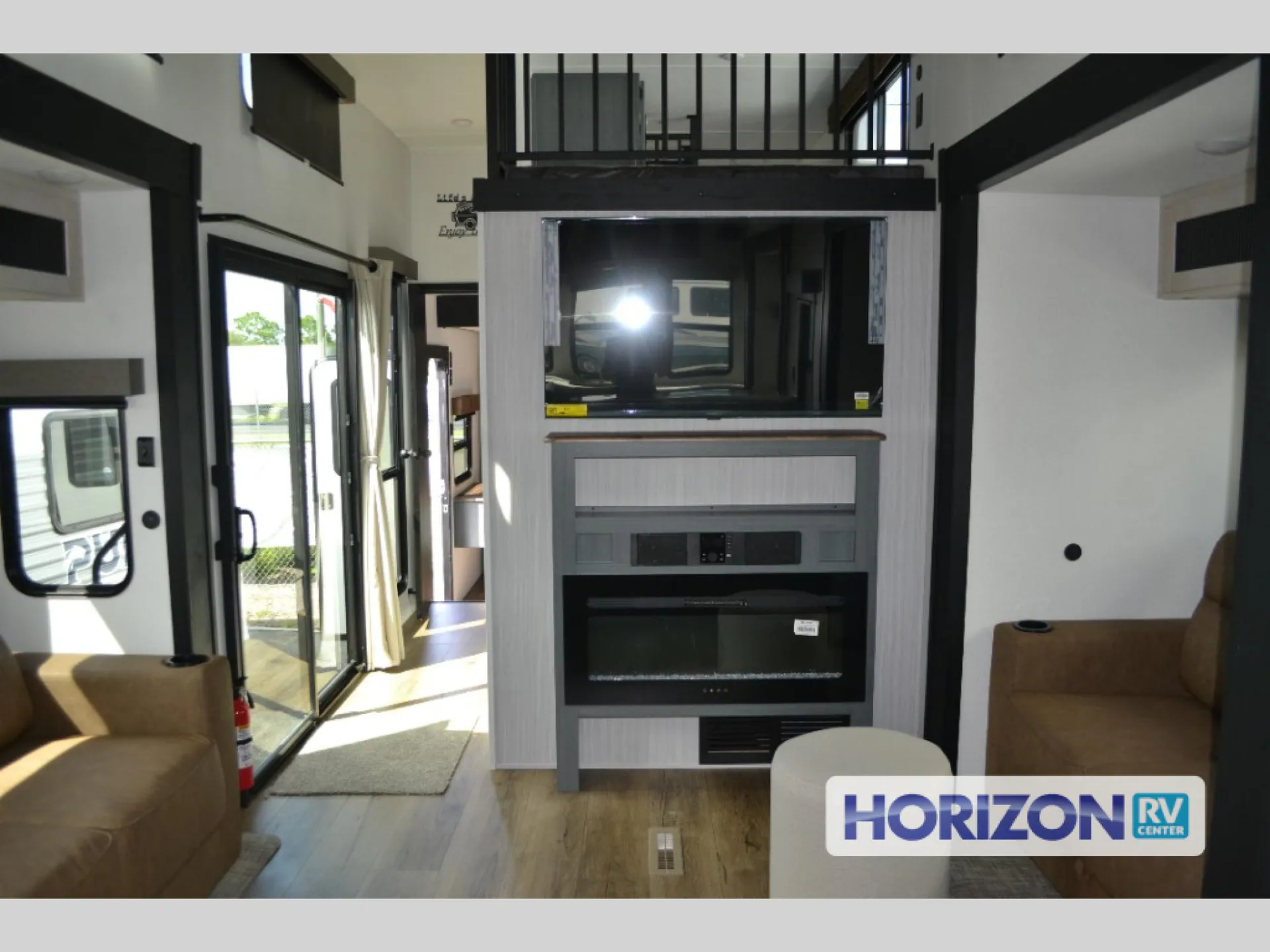 2027 Forest River Puma Vista 403LFT — Photo 6