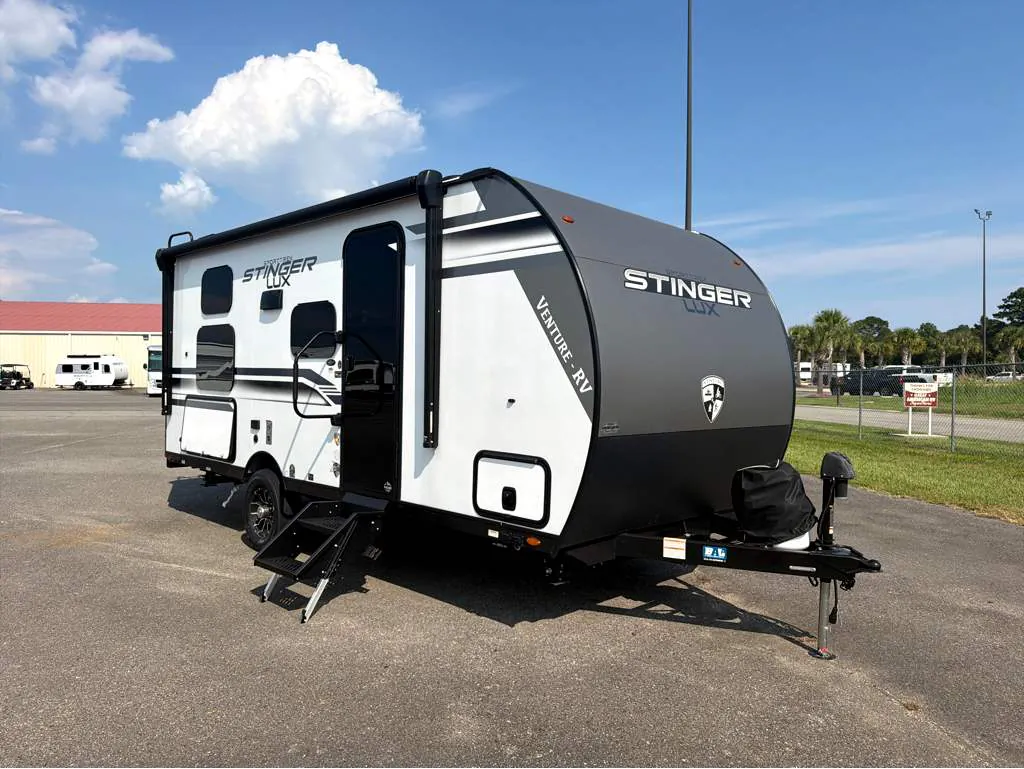 2026 Venture RV SportTrek Stinger STS161VUD - Photo 2