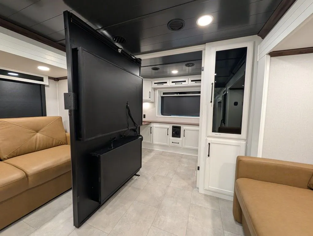 2025 Forest River RiverStone 425FO, Photos photo 17