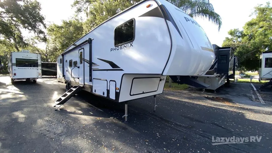 2026 Shasta RVs Phoenix 368TBH - Photo 2