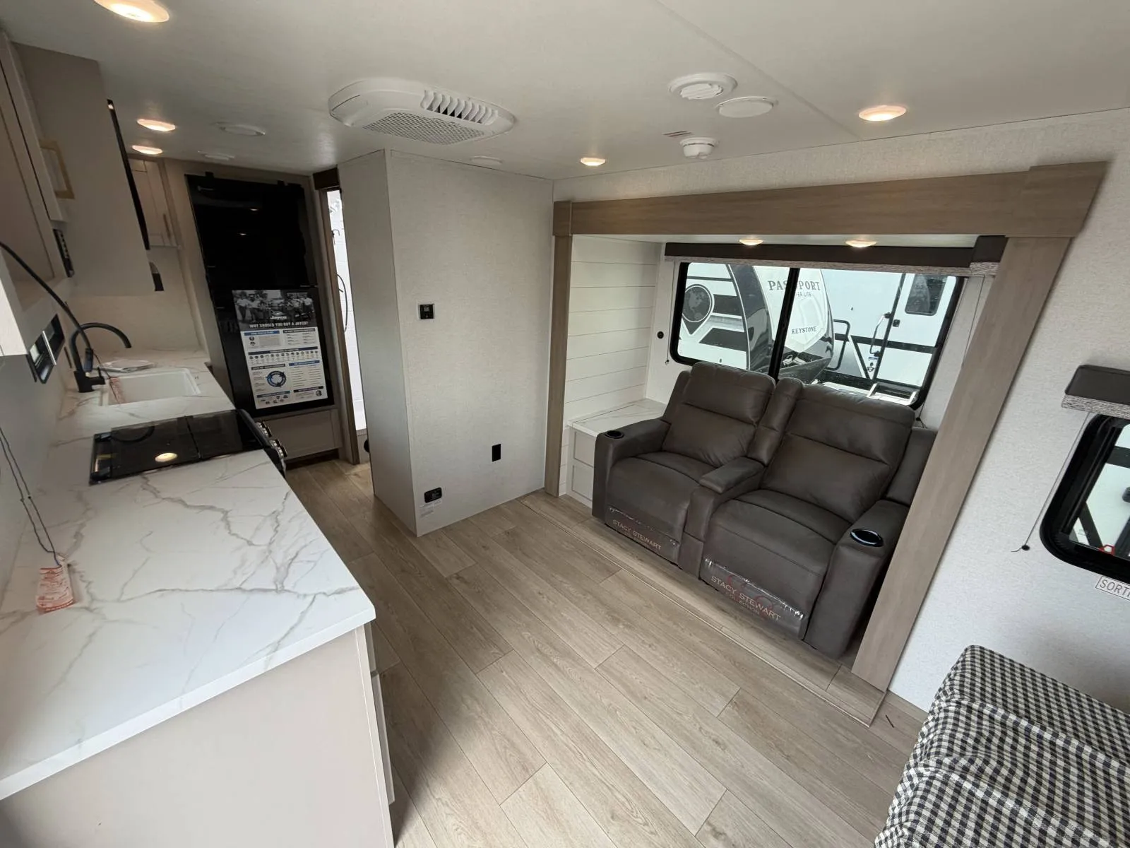 2027 Jayco Jay Flight SLX 200MKS - Photo 3